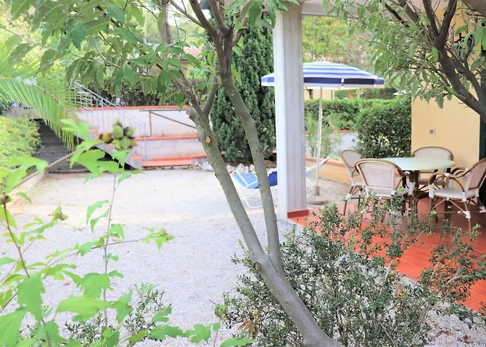 Teresa アパート *